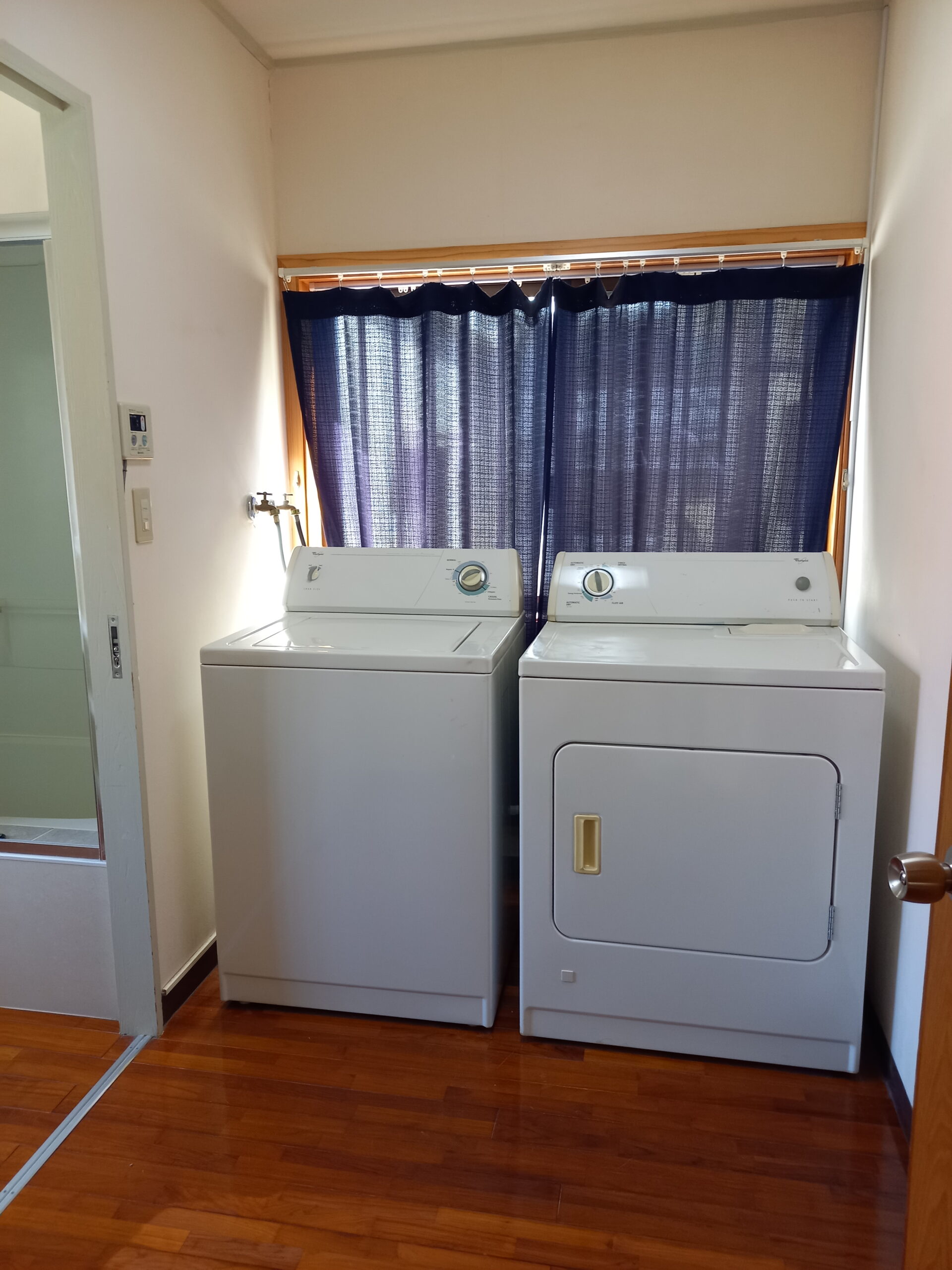 3bedroom 2bath single house in Hamagawa Chatan-cho | Ryo Housing Okinawa 3bedroom 2bath house for rent near me by owner